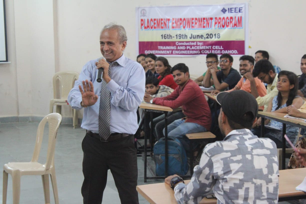 Networking & Team Building - Photo 3